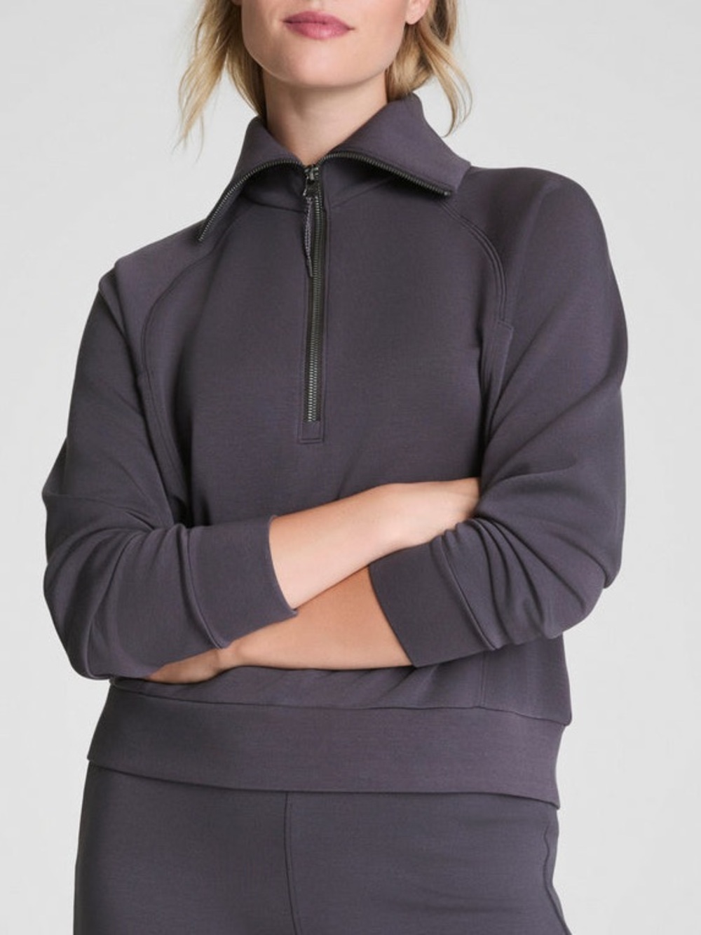 Spanx AirEssentials Half Zip Size Small